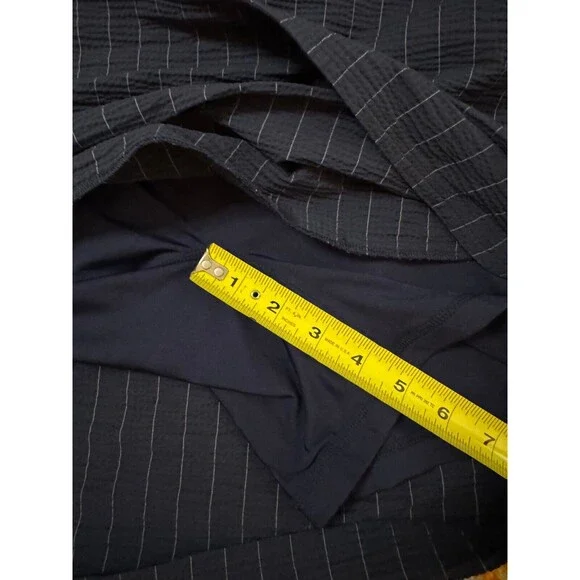 RLX Ralph Lauren Blue Pinstripe Athletic Golf Skort Size Large - Picture 6 of 6